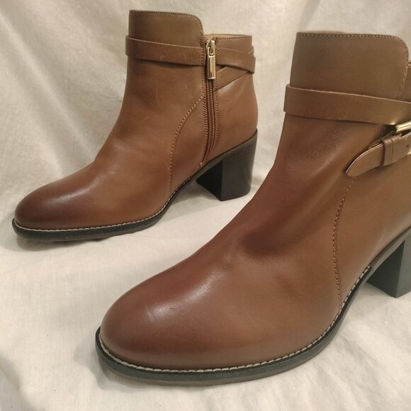 Hush Puppies Women's Hannah Ankle Boot - Picture 11 of 12